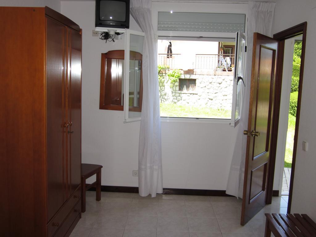 Habitaciones Lopez Azcona Noja Room photo